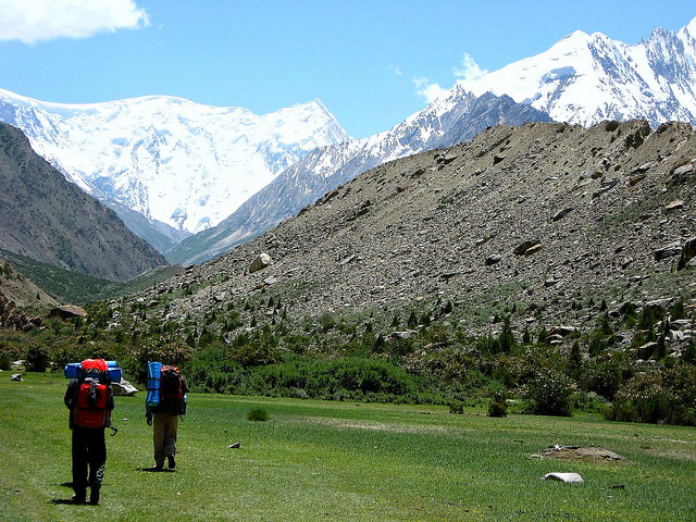 Day 3 – Walking and Talking :: Trek to Rush Lake, Nagar Valley - Pakistan - AasimNasee.com